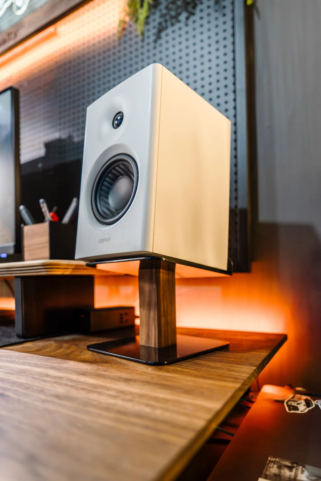 Black Walnut Speaker Stand Desktop Speaker Storage Holders Universal Music Studio Speaker Rack for Office Electronic Accessories